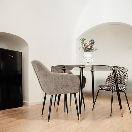 Aparthotel Camere Del Capitolo 비쉘리에 외부 사진